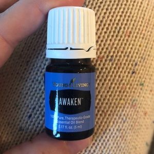 Young Living Essential Oil 🌱 Awaken